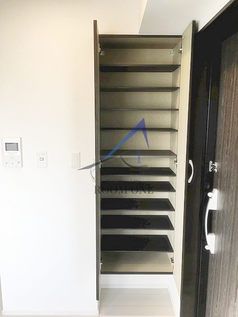 玄関　玄関です。