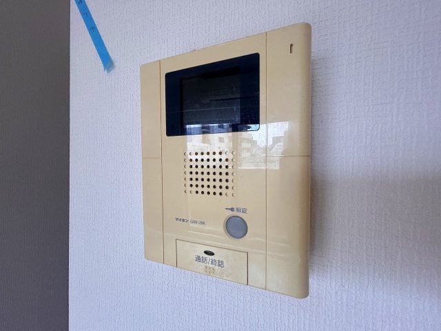 セキュリティ　モニター付きインターホンです