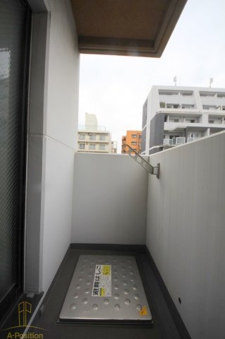 バルコニー　クリスタルブライト本町東