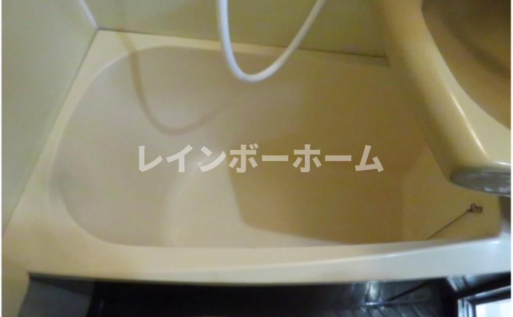 バス・シャワールーム　お風呂です