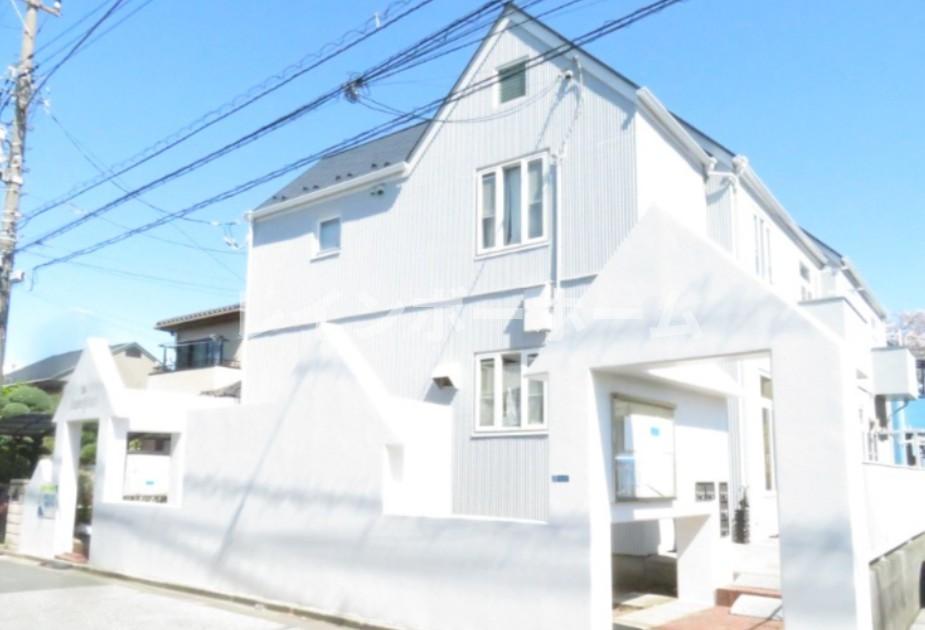 建物外観　落ち着いた雰囲気の外観です