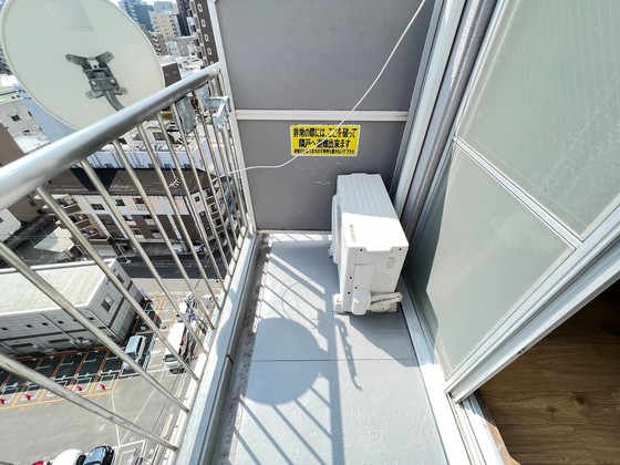 バルコニー　※他部屋のお写真になります