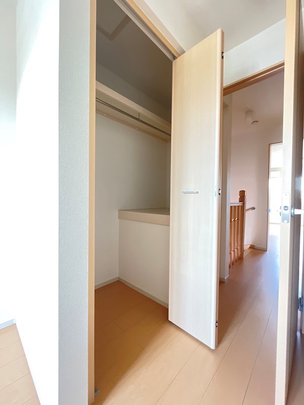 収納　当物件の参考写真です。(同建物の部屋)