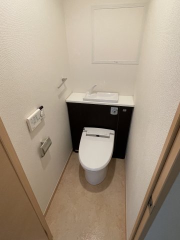 トイレ　ゆったりとした空間のトイレです
