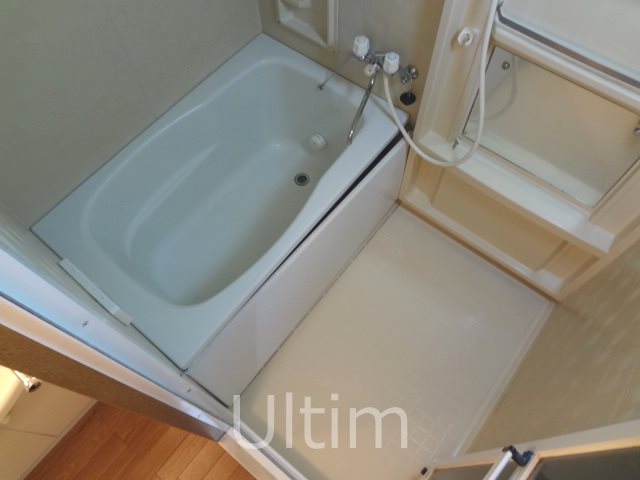 バス・シャワールーム　※他のお部屋です、ご参考までに