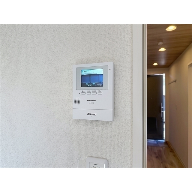 セキュリティ　来客はモニターで確認できます