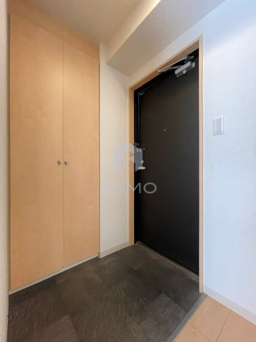 玄関　※建物内別間取参考写真