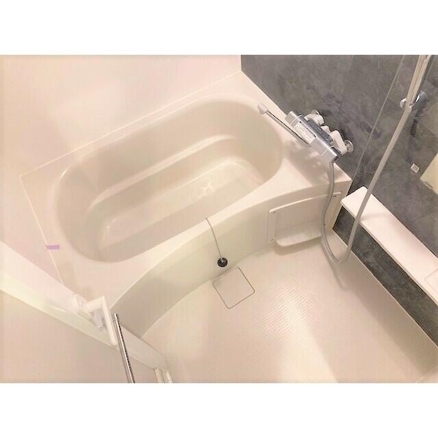 バス・シャワールーム　?