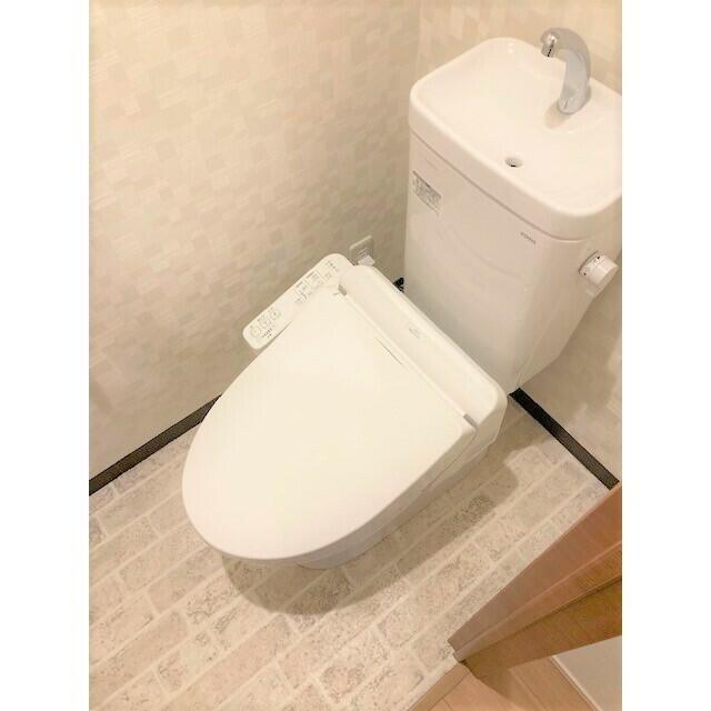 トイレ　?