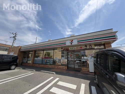 コンビニ　セブンイレブン 堺八田西町店（コンビニ）まで684m