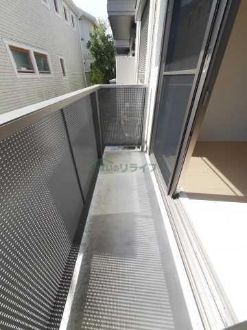 バルコニー　別部屋の参考写真となります。