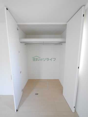 収納　別部屋の参考写真となります。