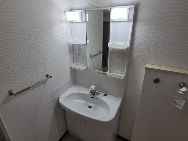 洗面設備　洗面所です