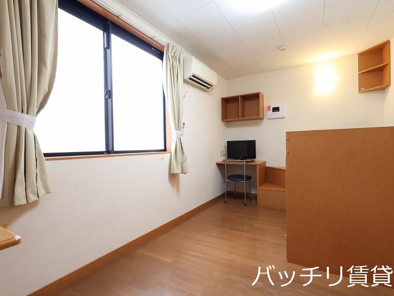 居室・リビング　画像は別号室タイプの為現状を優先致します。