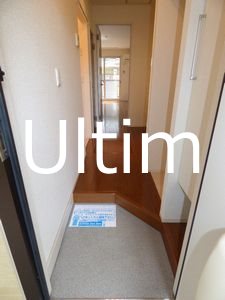 玄関　※同タイプの他のお部屋です