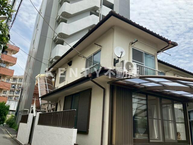 建物外観　外観は落ち着いています