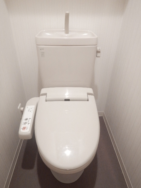 トイレ　落ち着いたトイレです