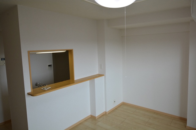 居室・リビング　南向きで日当たり良好なお部屋です。