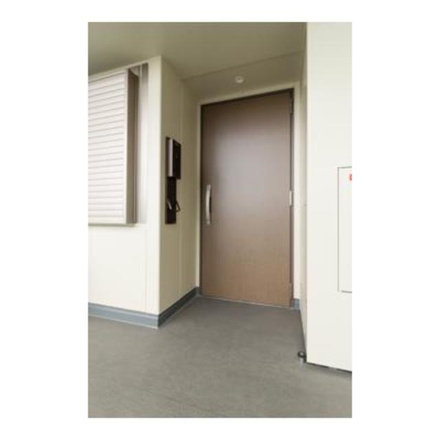 玄関　※写真は同タイプ住戸です。