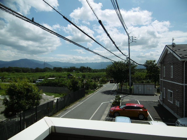 眺望　※写真は203号室（反転）です。ご参考下さい。