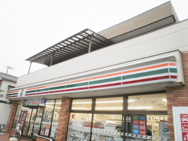 コンビニ　セブンイレブン三島加茂店（コンビニ）まで143m