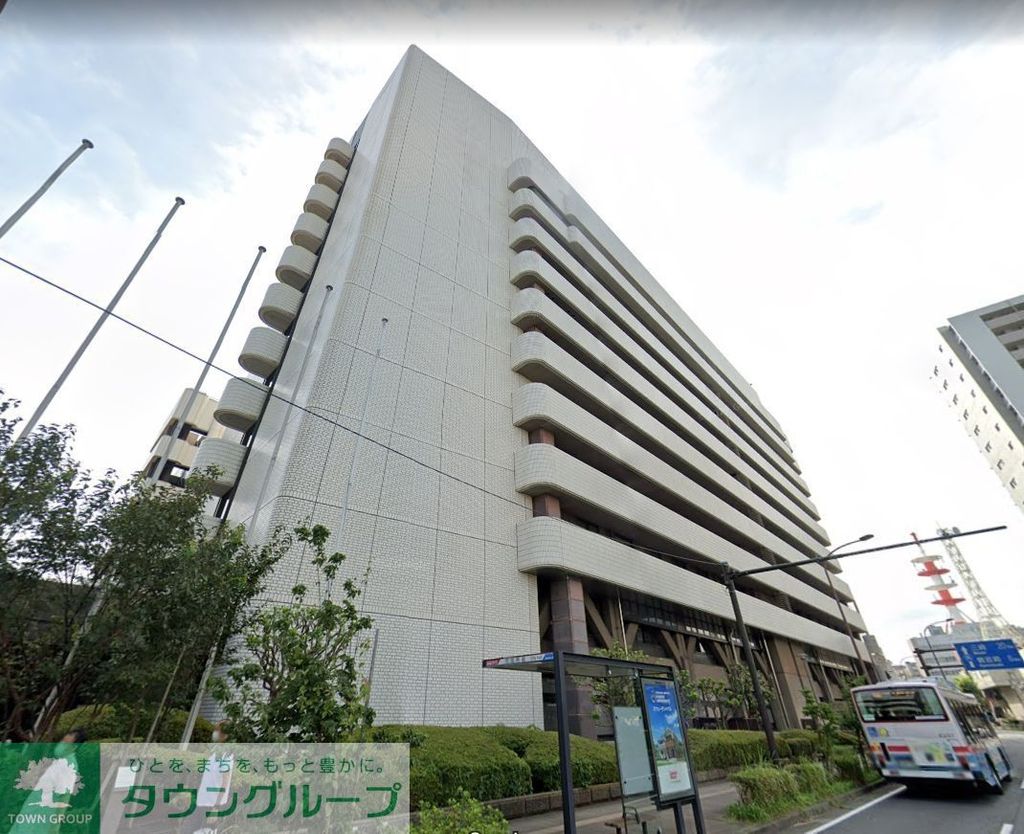 役所　横須賀市役所（役所）まで1800m