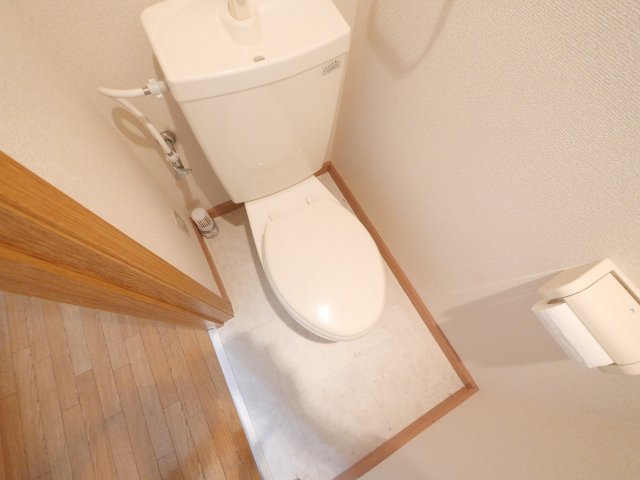 トイレ　トイレもきれいです