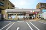 コンビニ　セブンイレブン　松虫通店（コンビニ）まで558m