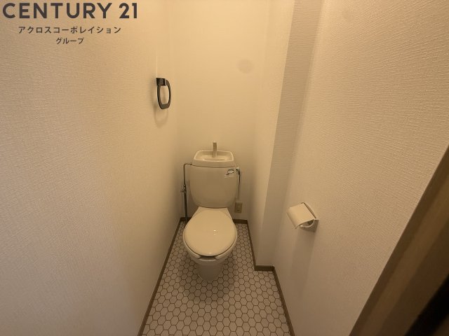 トイレ　お風呂とトイレ分かれてます！