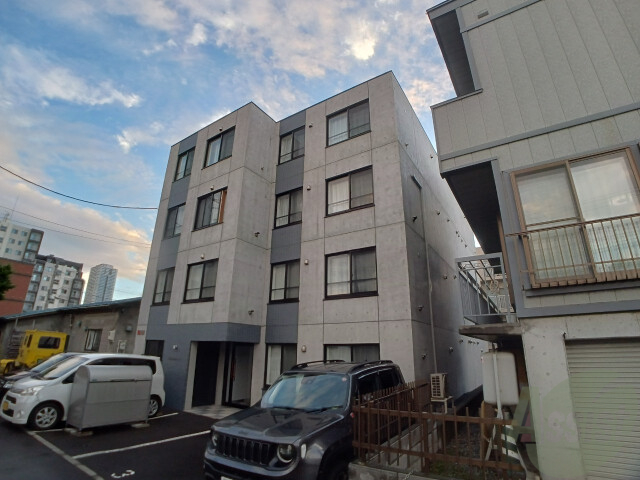 建物外観　札幌市東区北１４条東「Ｂｂｌｏｏｎ１４」