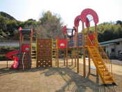 幼稚園・保育園　中保育所（幼稚園・保育園）まで527m