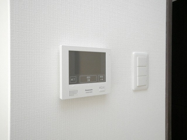 セキュリティ　防犯面に配慮したＴＶモニターホン付きです！