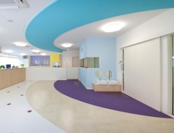 幼稚園・保育園　ポピンズナーサリースクール田端（幼稚園・保育園）まで154m