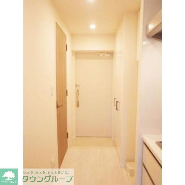 玄関　※写真は同タイプ住戸です。