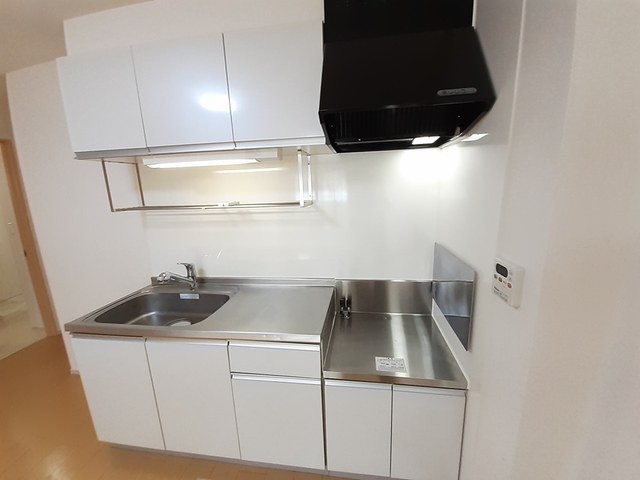 キッチン　※同建物の別のお部屋の写真です。