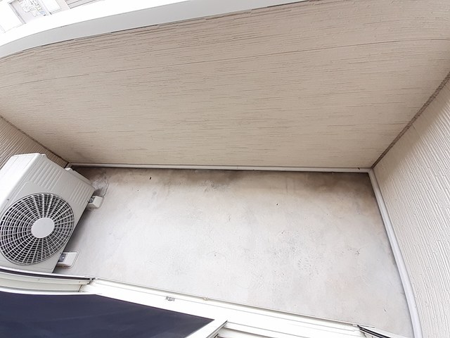 バルコニー　※同建物の別のお部屋の写真です。