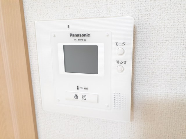 セキュリティ　※同建物の別のお部屋の写真です。