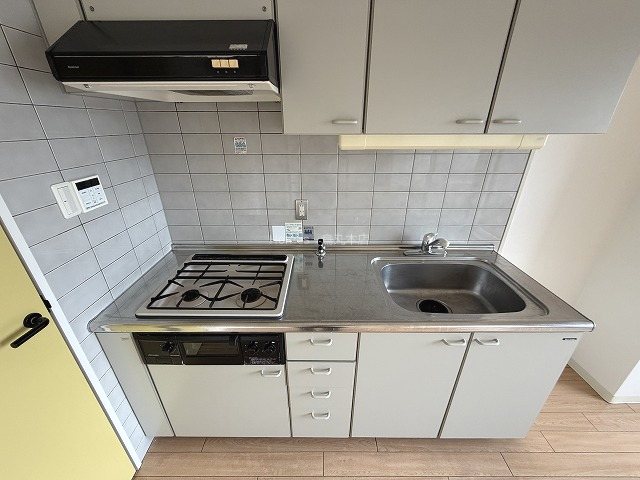 キッチン　別部屋の写真です