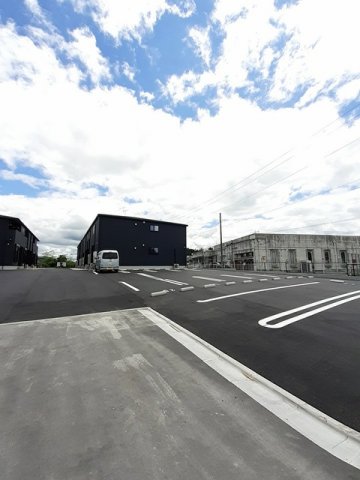 駐車場　駐車場完備です