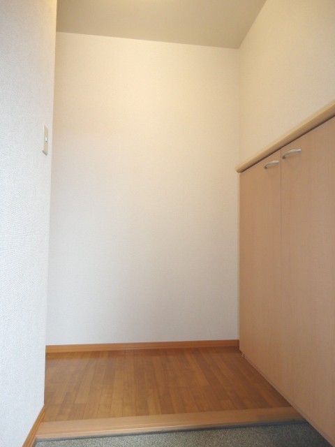 玄関　きれいな玄関です※別号室のお写真になります。