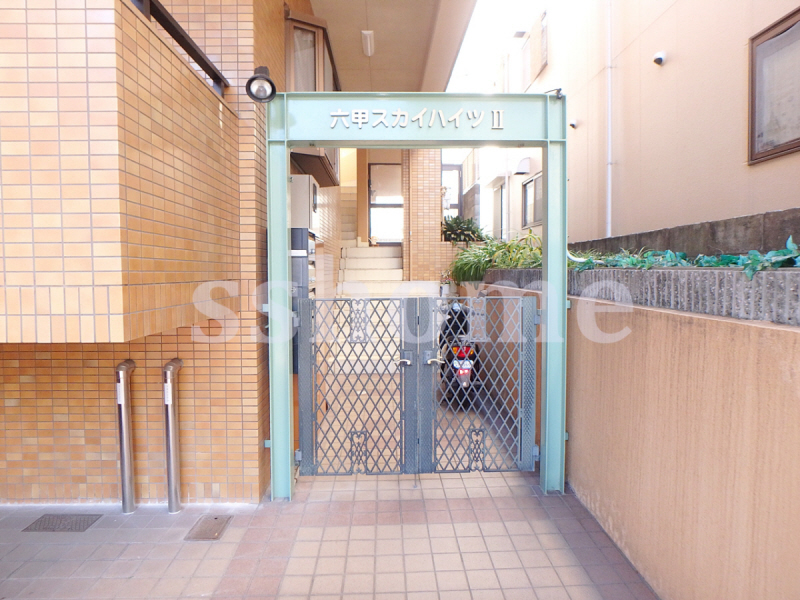 エントランス　建物入口
