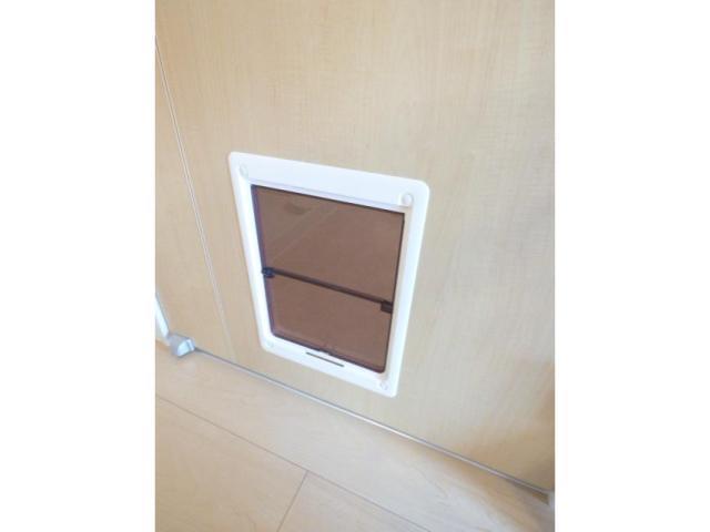 その他設備　ペット専用扉