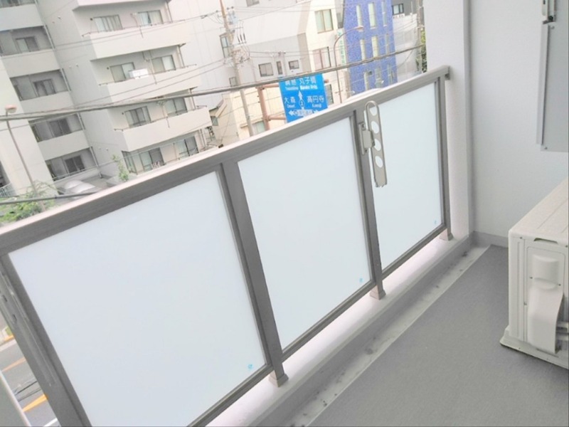 バルコニー　※同仕様写真含む