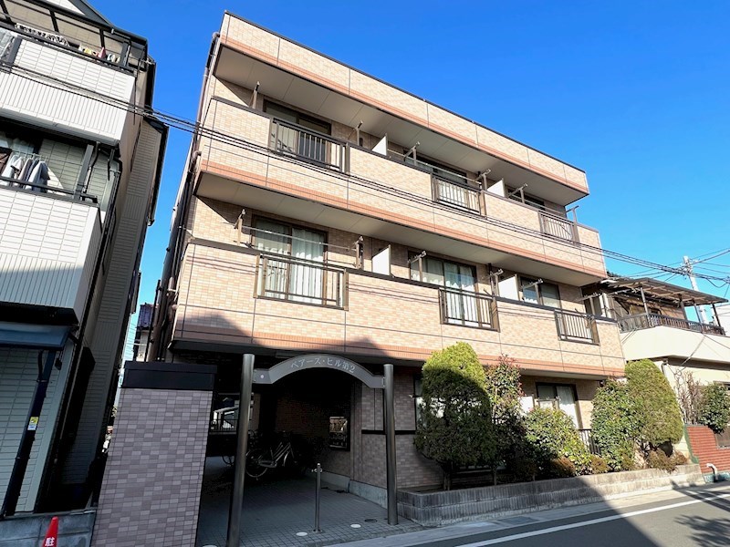 建物外観　谷塚駅徒歩５分（４００ｍ）
