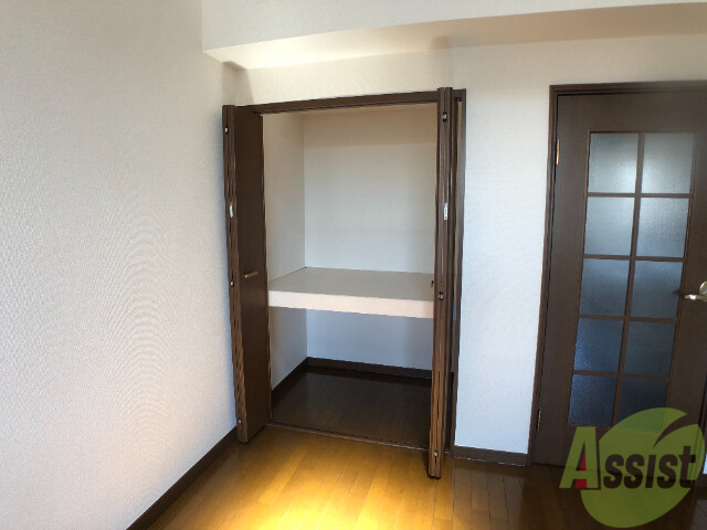 収納　収納です。大きくてたくさん入る収納になっております。