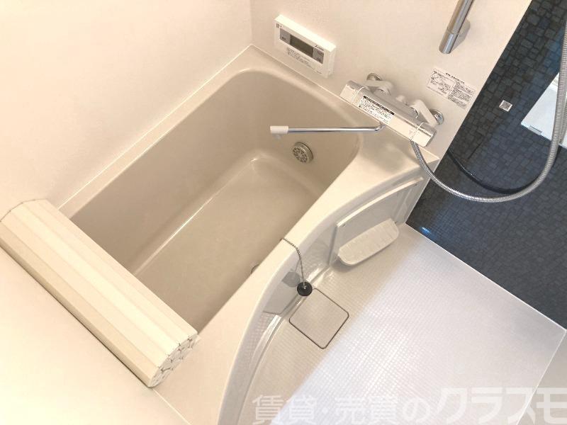 バス・シャワールーム　浴室乾燥機付きバス♪