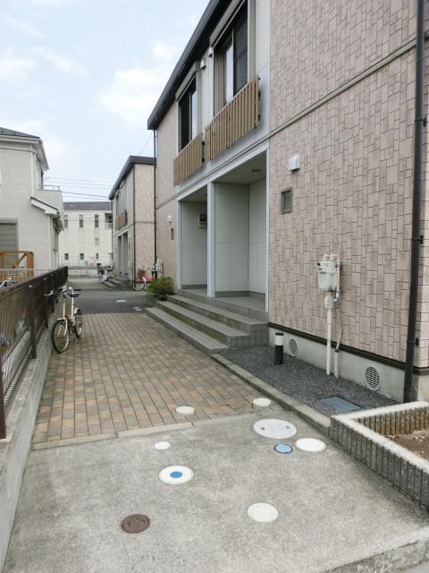 セキュリティ　来訪者の分かるＴＶモニターホン付です！