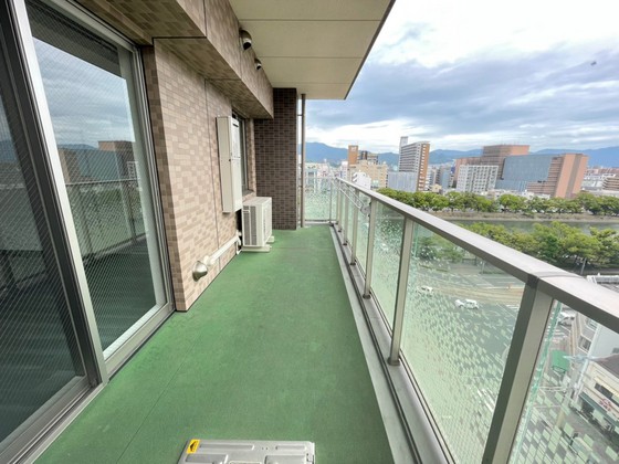 バルコニー　※別部屋の写真です