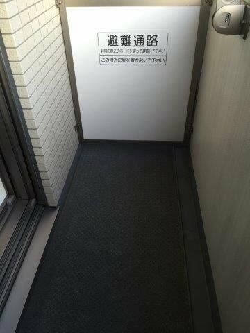 バルコニー　別タイプの室内参考写真です