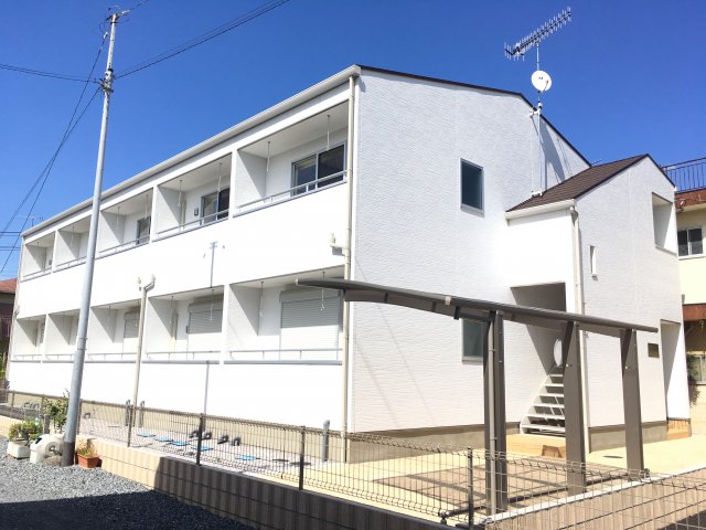 建物外観　落ち着いた雰囲気の外観です